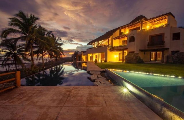 Villa Don Luis Troncones