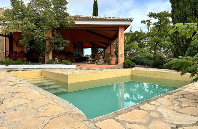 Villa 'El Refugio Archidona' with Lake View, Private Pool and Wi-Fi