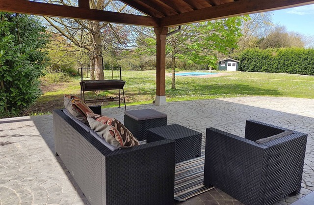 VILLA EL TINGANON, A LUXURY ONLY 3 MINUTES FROM THE CENTER OF LLANES