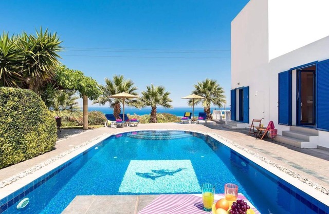 Villa Elysium - Three Bedroom Villa, Sleeps 7