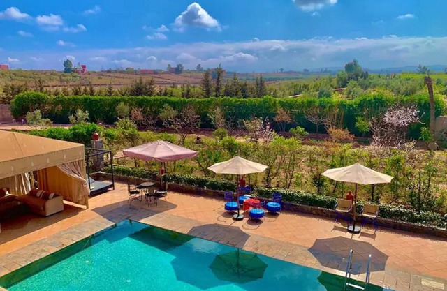 Villa Familiale De 5 Chambres Avec Piscine