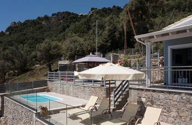Villa Filippos with Private Pool