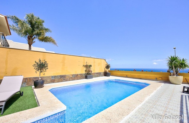 Villa Galasol with heated pool.