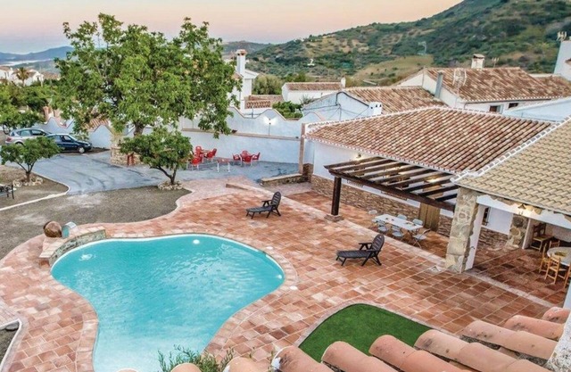 Villa Godoy Periana by Ruralidays