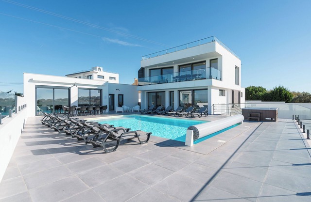 Villa Gold with ocean view