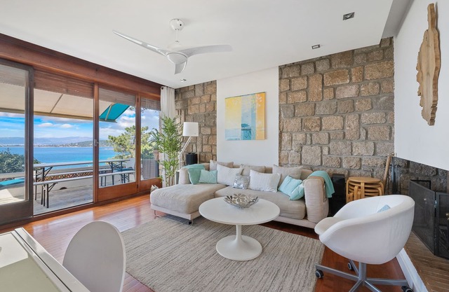 VILLA Grand Confort 5 bd facing the beach 150m Golfe d'Ajaccio 10 mn PORTICCIO