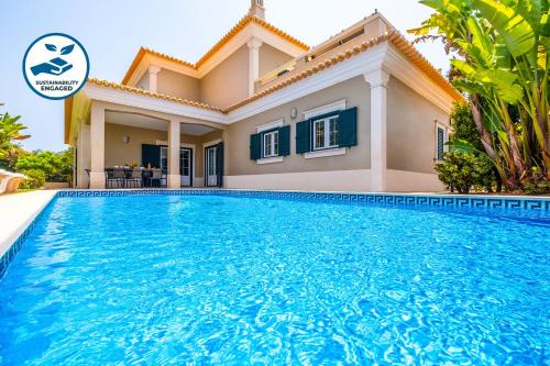 Villa Hawaii by Algarve Vacation