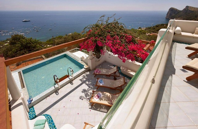 Villa I Diamanti - Five Bedroom Villa, Sleeps 10