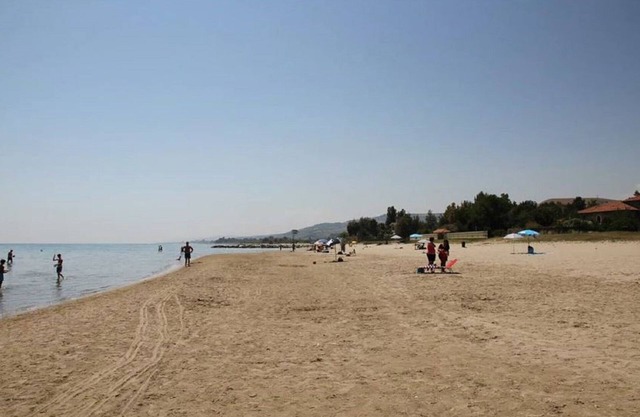 Villa imago red rose room