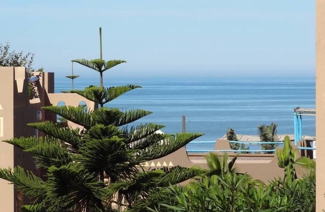 VILLA IN A STANDING RESIDENCE WITH SEA VIEW