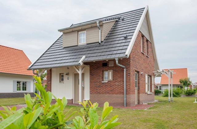 Villa in Arcen with Private Sauna Access