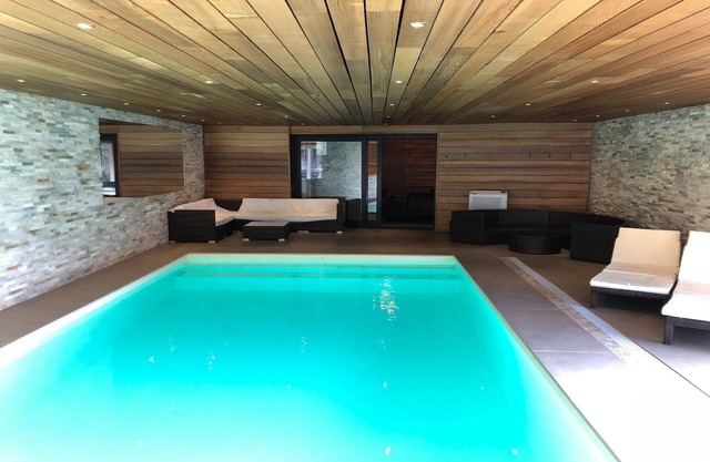 Villa in Coo with Indoor Pool & Near Waterfalls