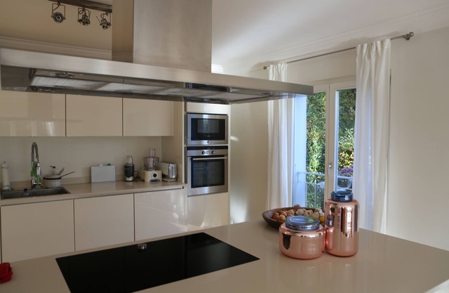 Villa in Coppet, 15 min from Geneve, 50 min from Megeve