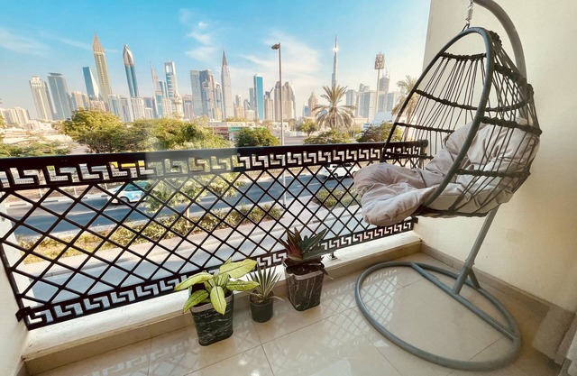 Villa in downtown - sky view