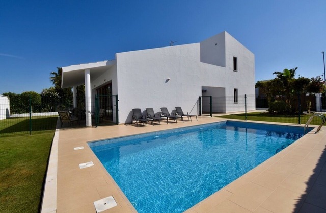 Villa in Conil de la Frontera, Costa de la Luz, Spain with private pool for 8 persons