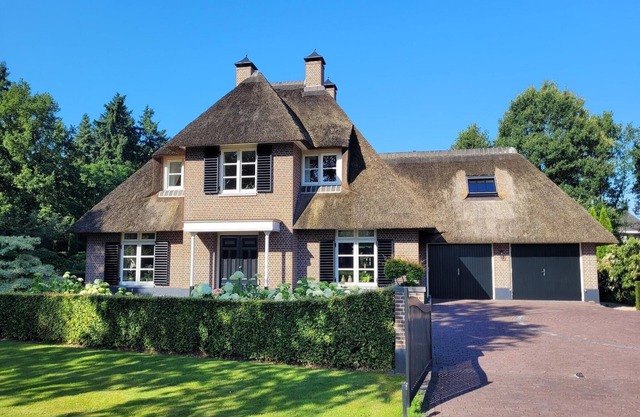 Villa in Overloon near War Museum and Zoo