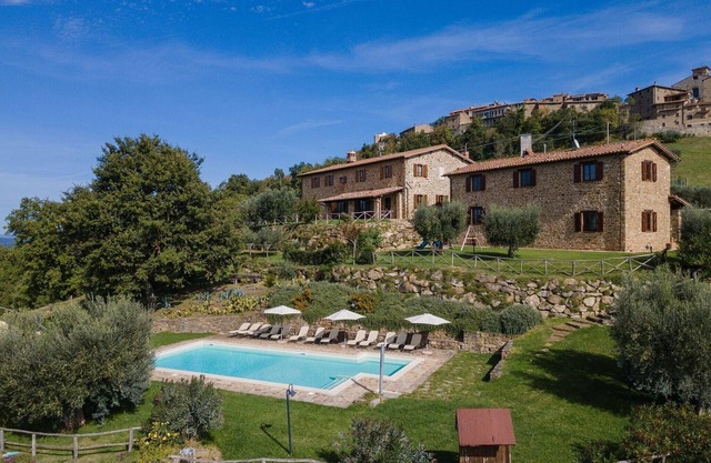 Villa in Umbria with Saltwater Pool