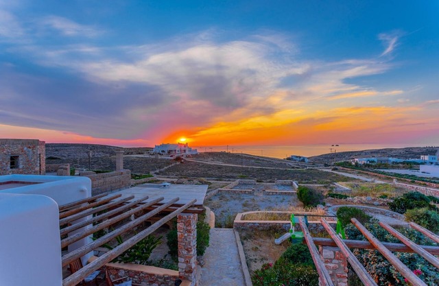 Villa Ioanna for 10 - AllParos Villas