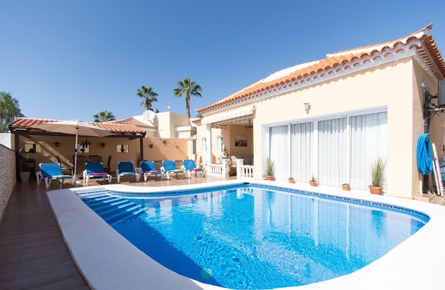 Villa Isla by Tenerife Villas Online