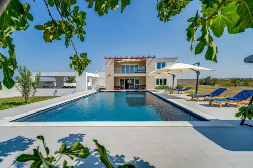 Villa Kotari in Zemunik Gornji - Haus für 10-12 Personen