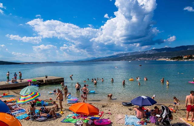 Villa Kvarner - Apartment with a private pool and a seaview