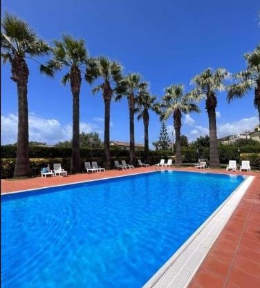 Villa Laura Residence Hotel Apartments & Studios