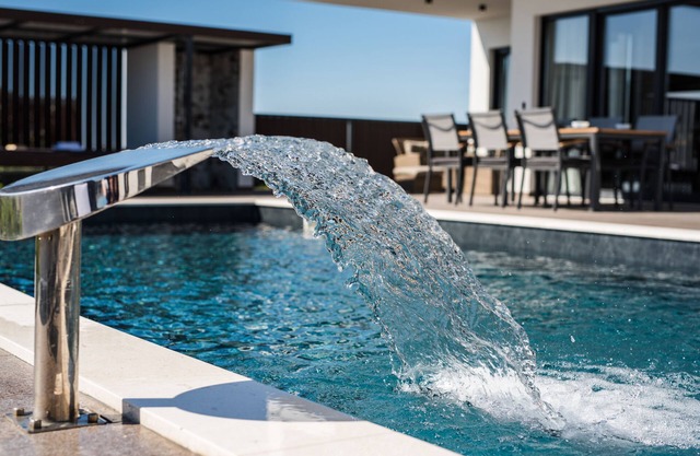 Villa Luna- Private Heated Pool