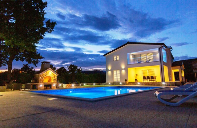 Villa Maria with private pool