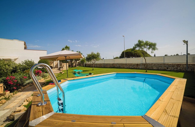 Villa Marzia with garden and near the sea, Porto Cesareo, Italy