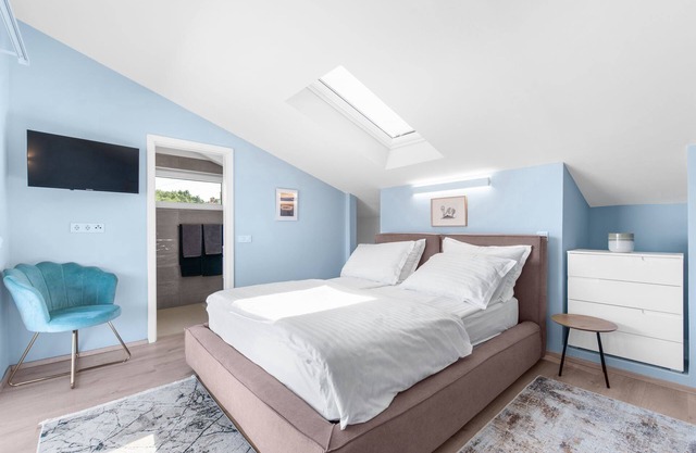 Villa Meerblick,privat Pool-elektrolyse Salzwasser mit Überlauf-rinne, 2-8 Pers