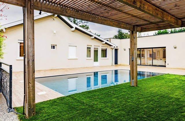 Villa Meyzieu Grand Large