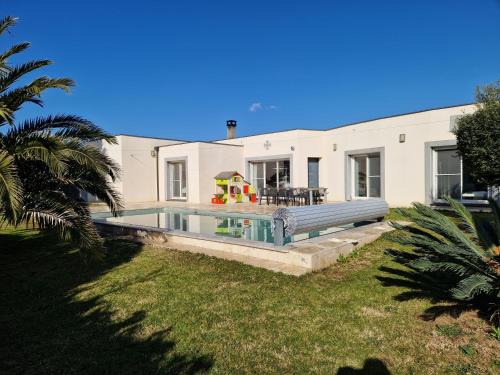 Villa moderne de 220m2 avec piscine, Sérignan