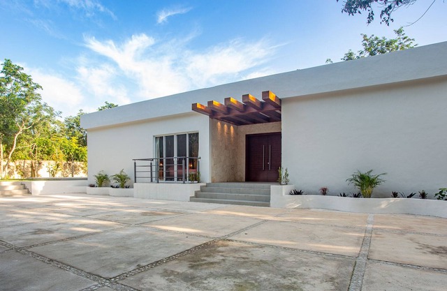 Villa Moe Private Luxury Jungle Retreat with Pool