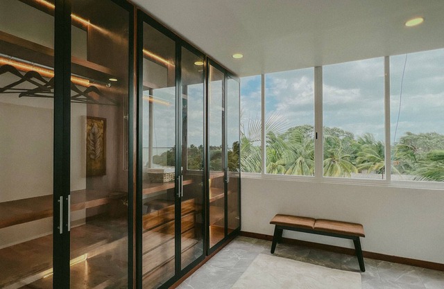 Villa con Piscina y Jacuzzi Frente a la Playa