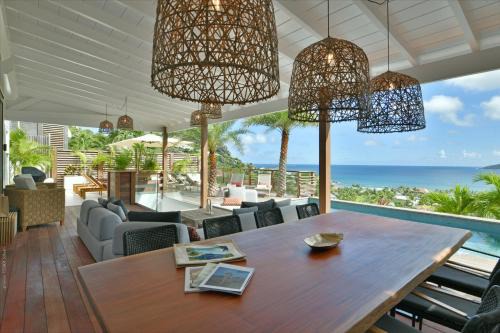 Villa Nagabaaja near Anse des Cayes - 230 m² with pool
