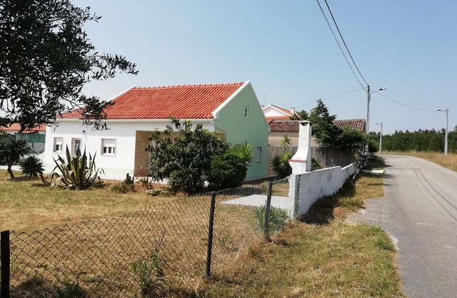 Villa near the Obidos lagoon and the beach of Foz do Arelho