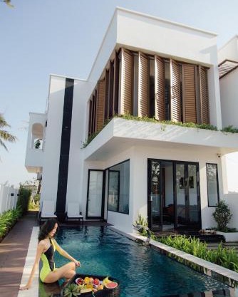 Villa nguyên căn 4 phòng ngủ, cạnh biển Thuận An Rabbit Home Villa