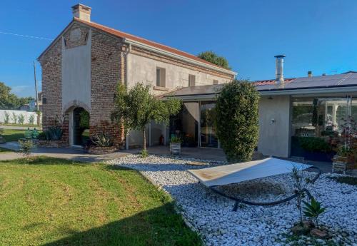 Villa Nides