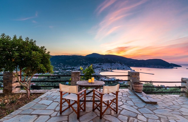 Villa Nina - Magnificent Views - 3km from Skopelos Town