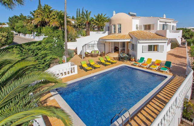 Villa Ninho da Aguia by Villa Plus