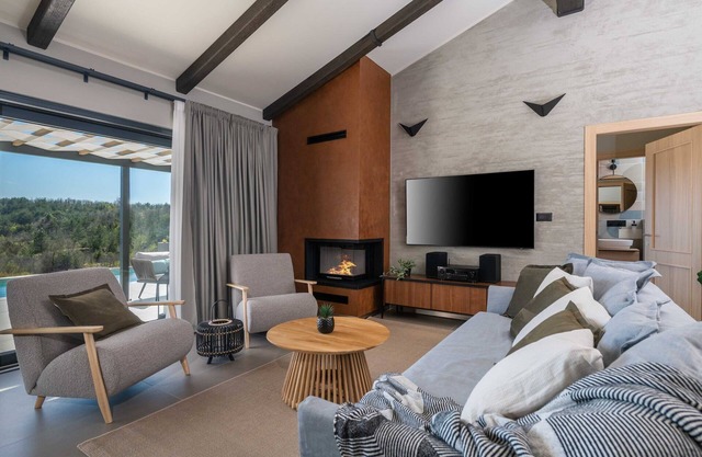 Villa Noeli with Swimming Pool