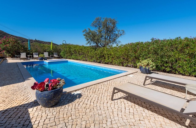 Villa Odelouca by Gestaz