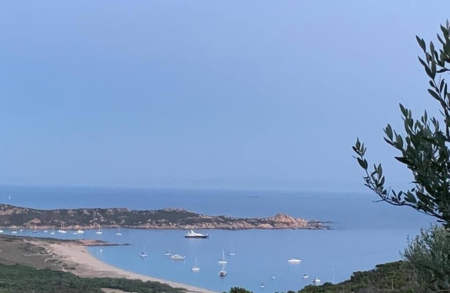 VILLA ON THE MURTOLI GULF 700 m from the beach 6 to 8 persons