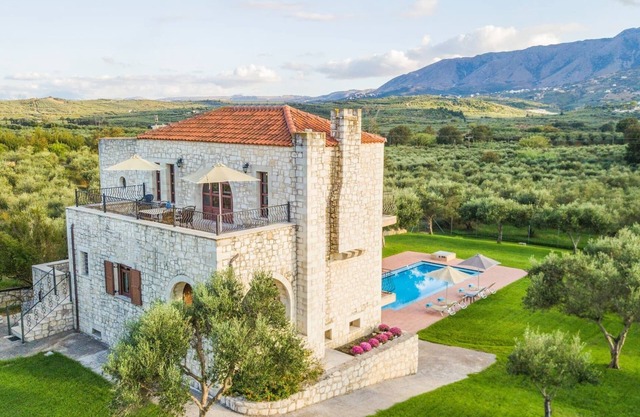 Villa Ostria Near Georgioupolis - 3bd 2ba