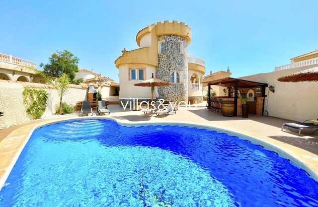 Villa Palmera Ciudad Quesada by Villas&You