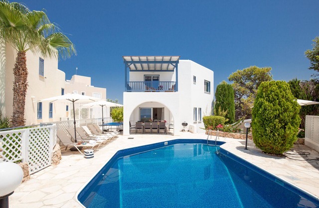 VILLA PEARL BAY - Excellent Location, 5 Beds, Private Pool, Great Views