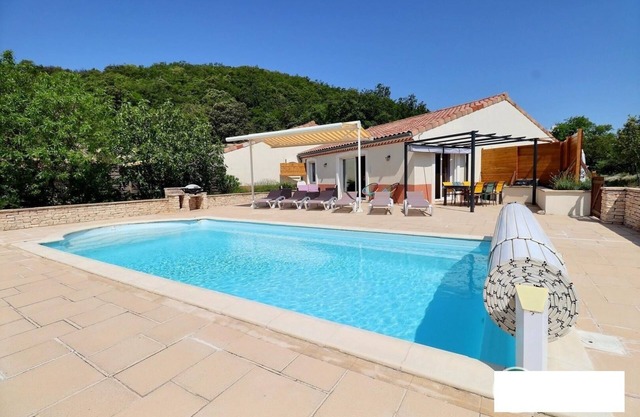 Villa piscine proche Vallon-Pont-d'Arc/gorge de l'Ardèche