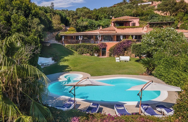 Villa porto cervo at hole 18 of pevero golf club, heated infinity pool