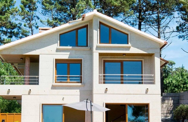 Villa Punta Elmo in the heart of the coast of Sanxenxo