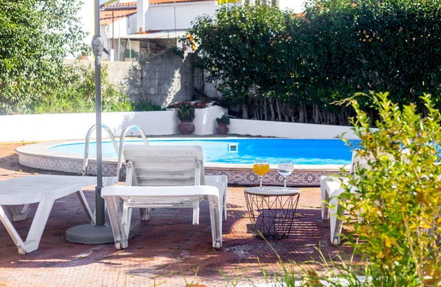 Villa 'Quinta Da Avó' with Private Pool, Wi-Fi and Air Conditioning